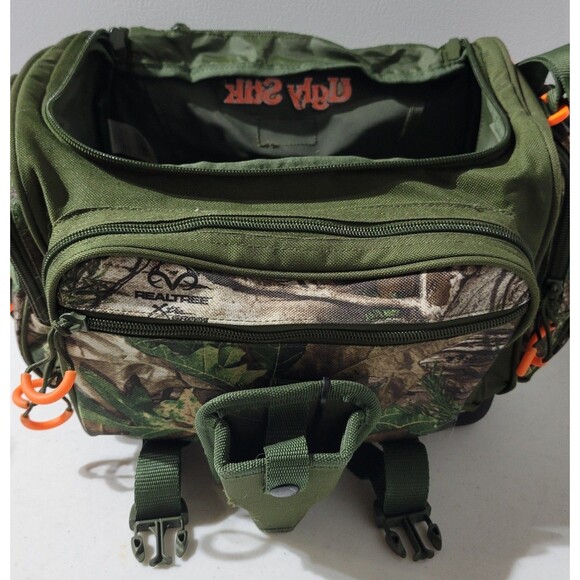 UGLY STIK Real Tree Green Camo Soft Side Tackle Bag w/ 4 Clear Lure Boxes - Picture 5 of 7